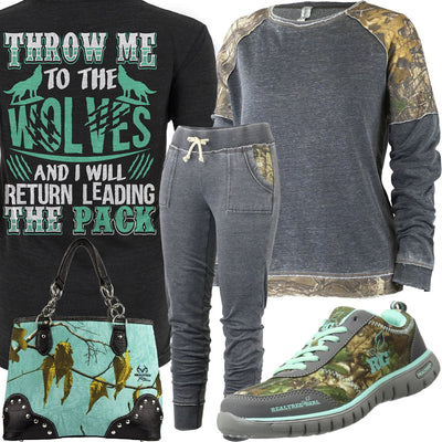 Leading The Pack Realtree Fleece Top Outfit